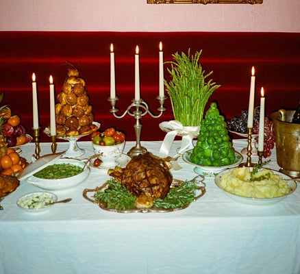 Ho-ho-how do Holiday Foods Impact Your Scalp and Hair?