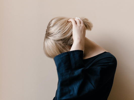 Dry Scalp Causes: 5 Causes You Should Know